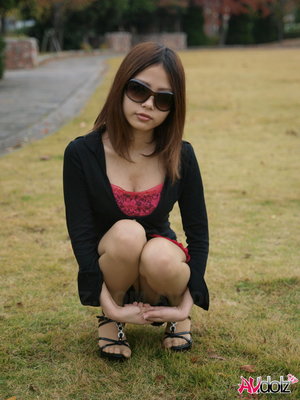 18 year old first timer jerking a big cock for cum on breasts